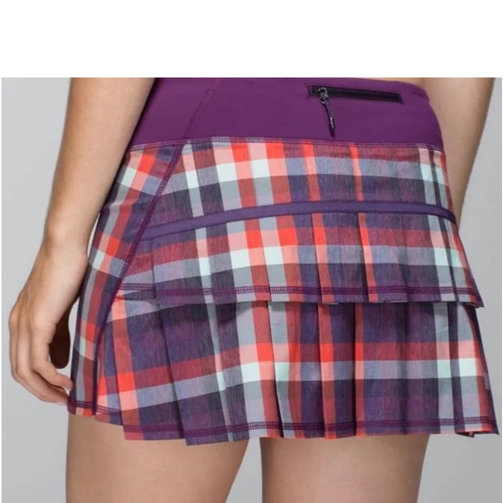 Lululemon Pace Setter Skirt. Size 6. Purple and red plaid.